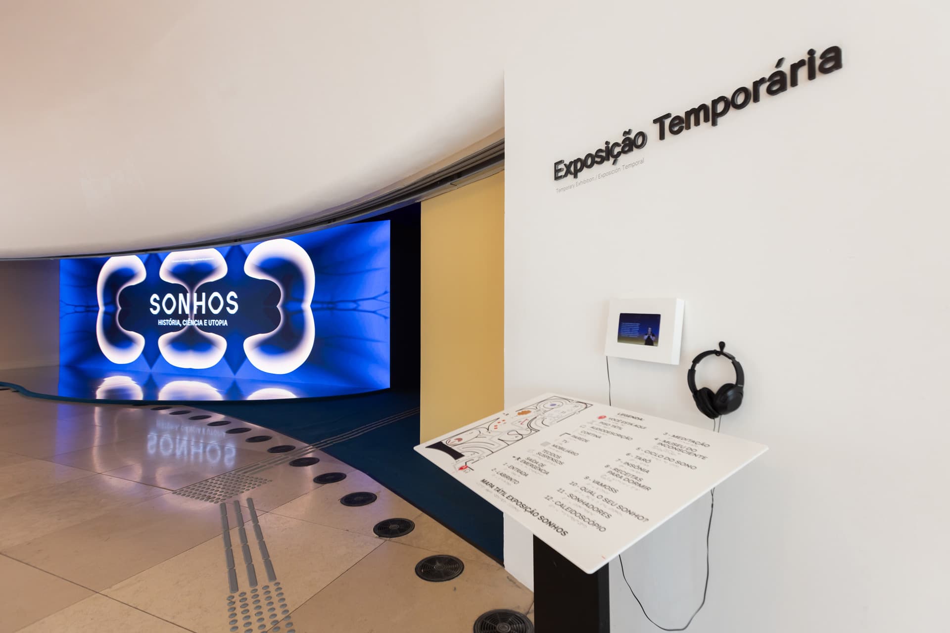 Identidade visual Exposição Sonhos, RegularSwitch