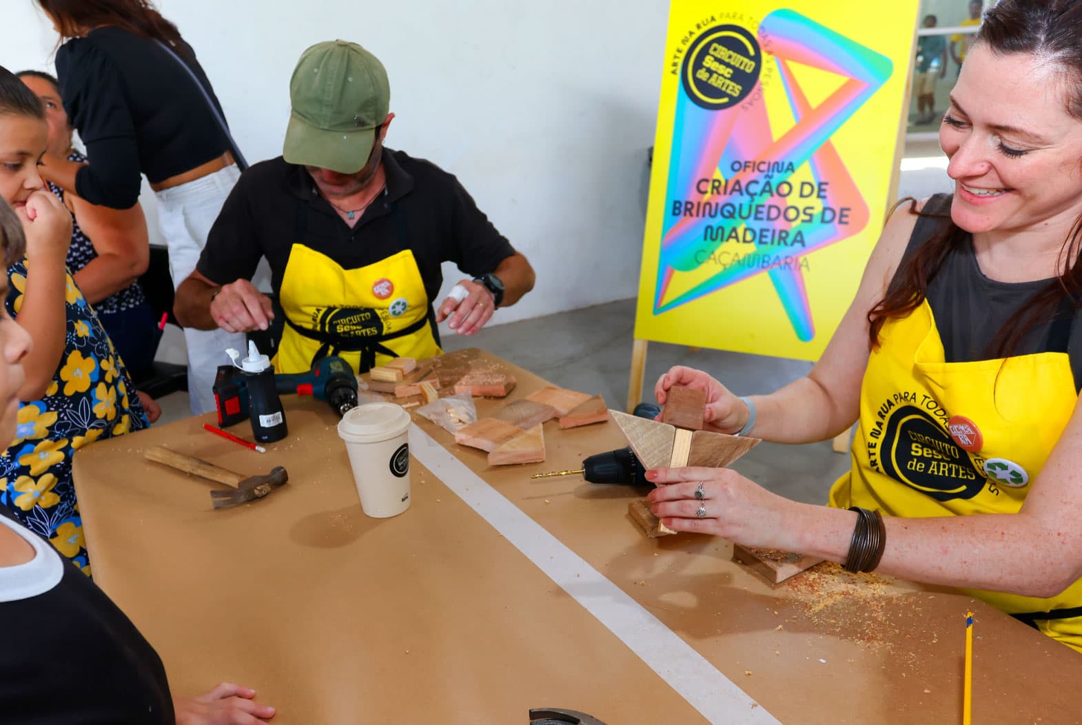 Sistema de identidade visual Circuito Sesc de Artes, direção de arte RegularSwitch