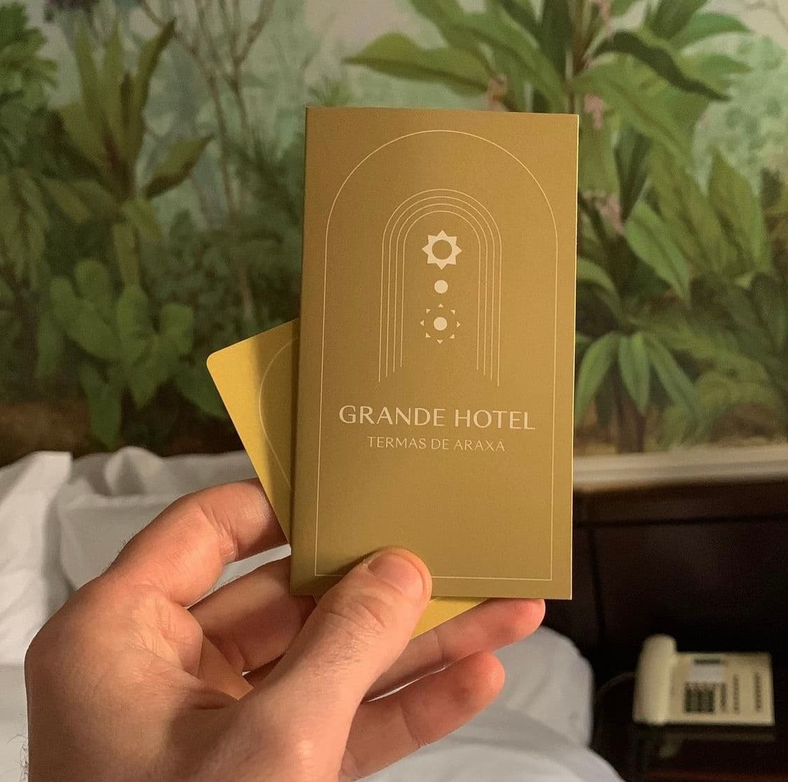 Identidade visual Grande Hotel, RegularSwitch