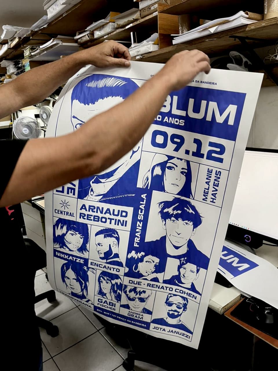 Identidade visual BLUM 10 anos, RegularSwitch